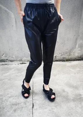 ELEGANT SWEATPANTS - black shiny by BERENIK