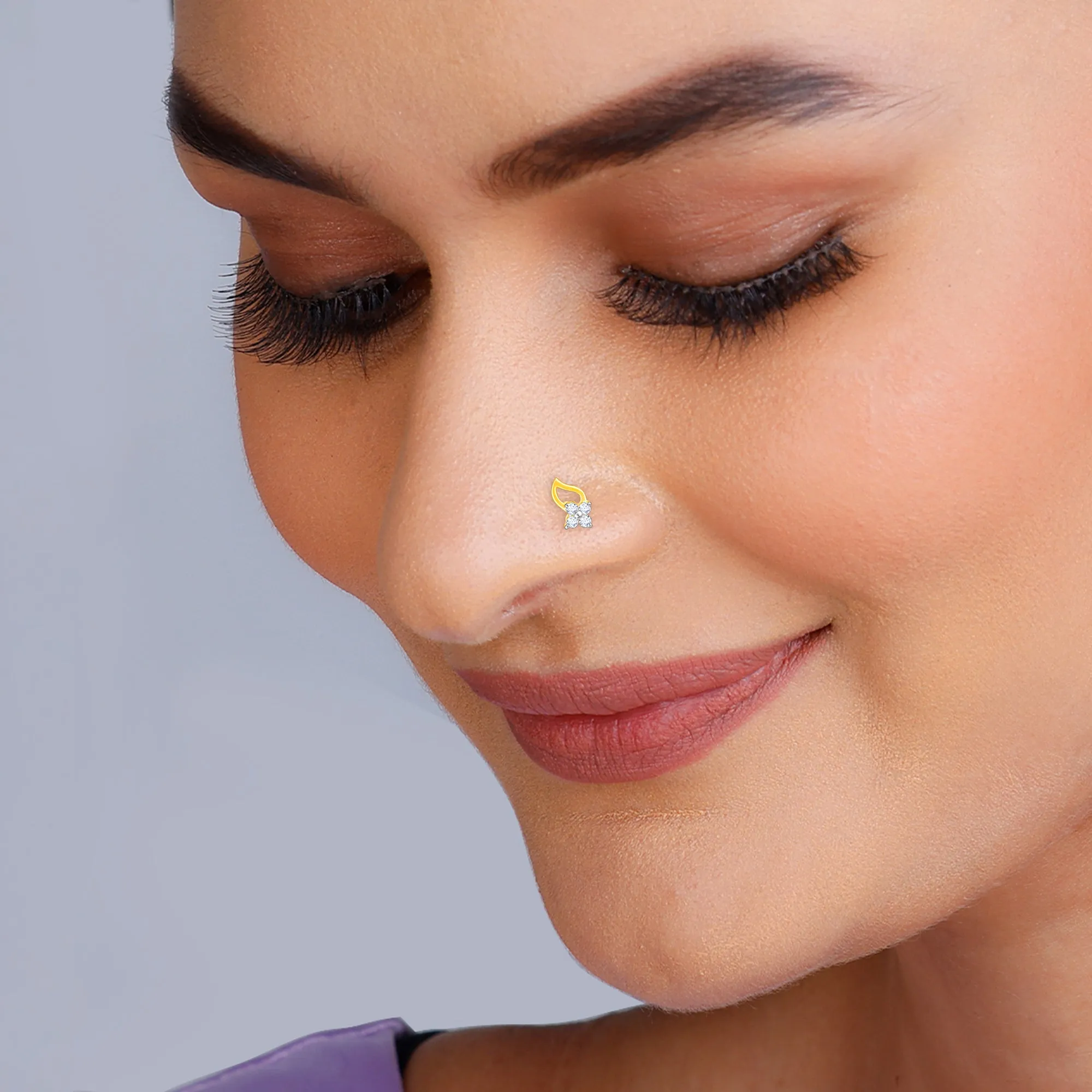 Gold Love's Bloom Diamond Nose Pin