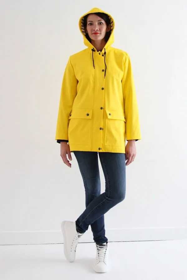 I am JACQUES (Ladies) - Classic Raincoat Pattern -  I AM PATTERNS