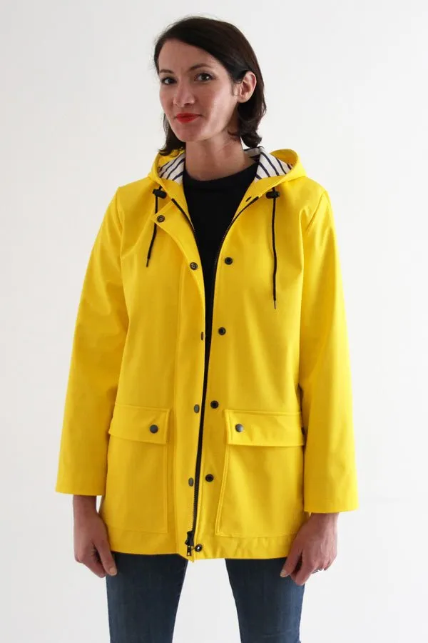 I am JACQUES (Ladies) - Classic Raincoat Pattern -  I AM PATTERNS