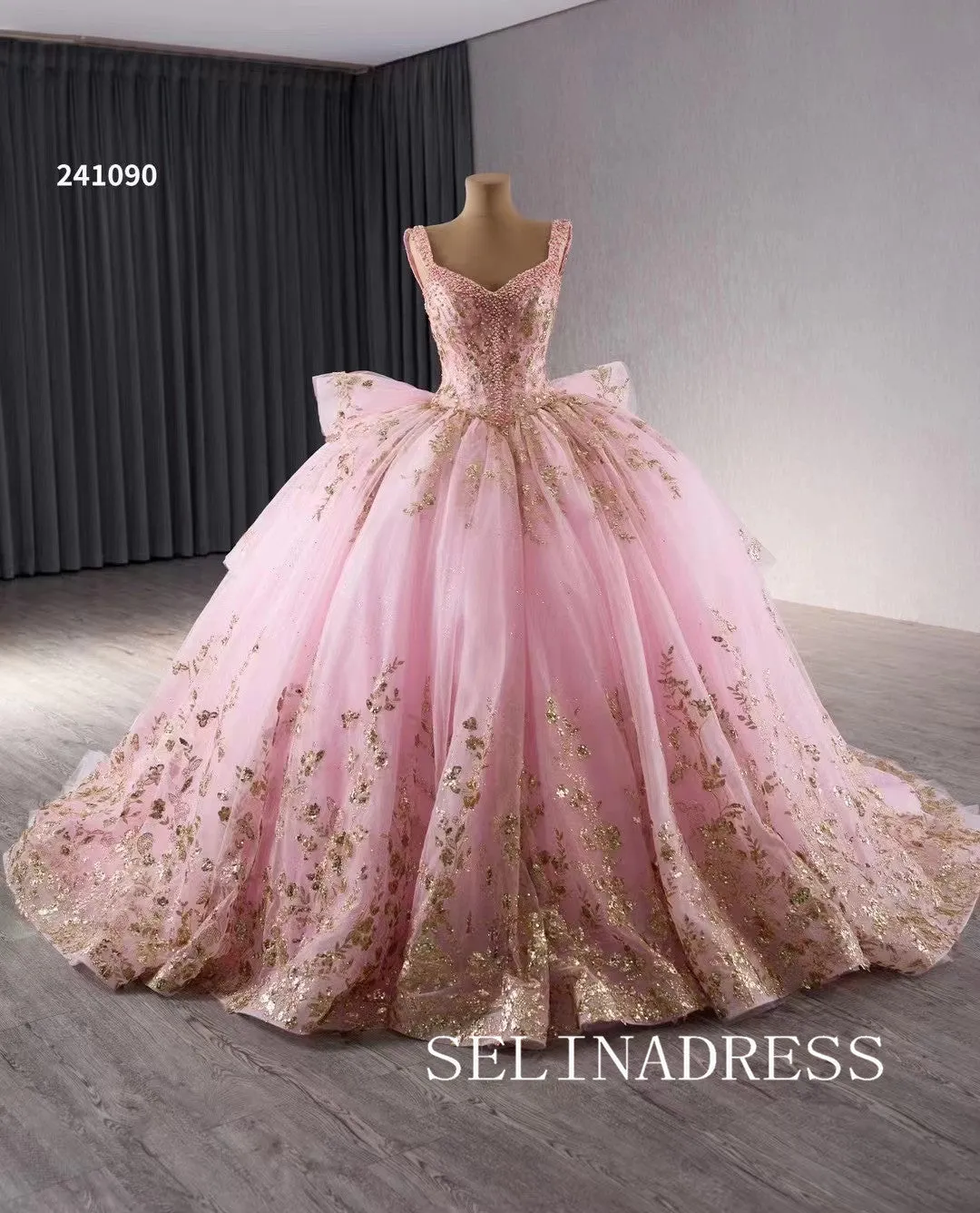 Pink Beaded Sequins Wedding Dresses Straps Quinceanera Dress With Bowknot 241090