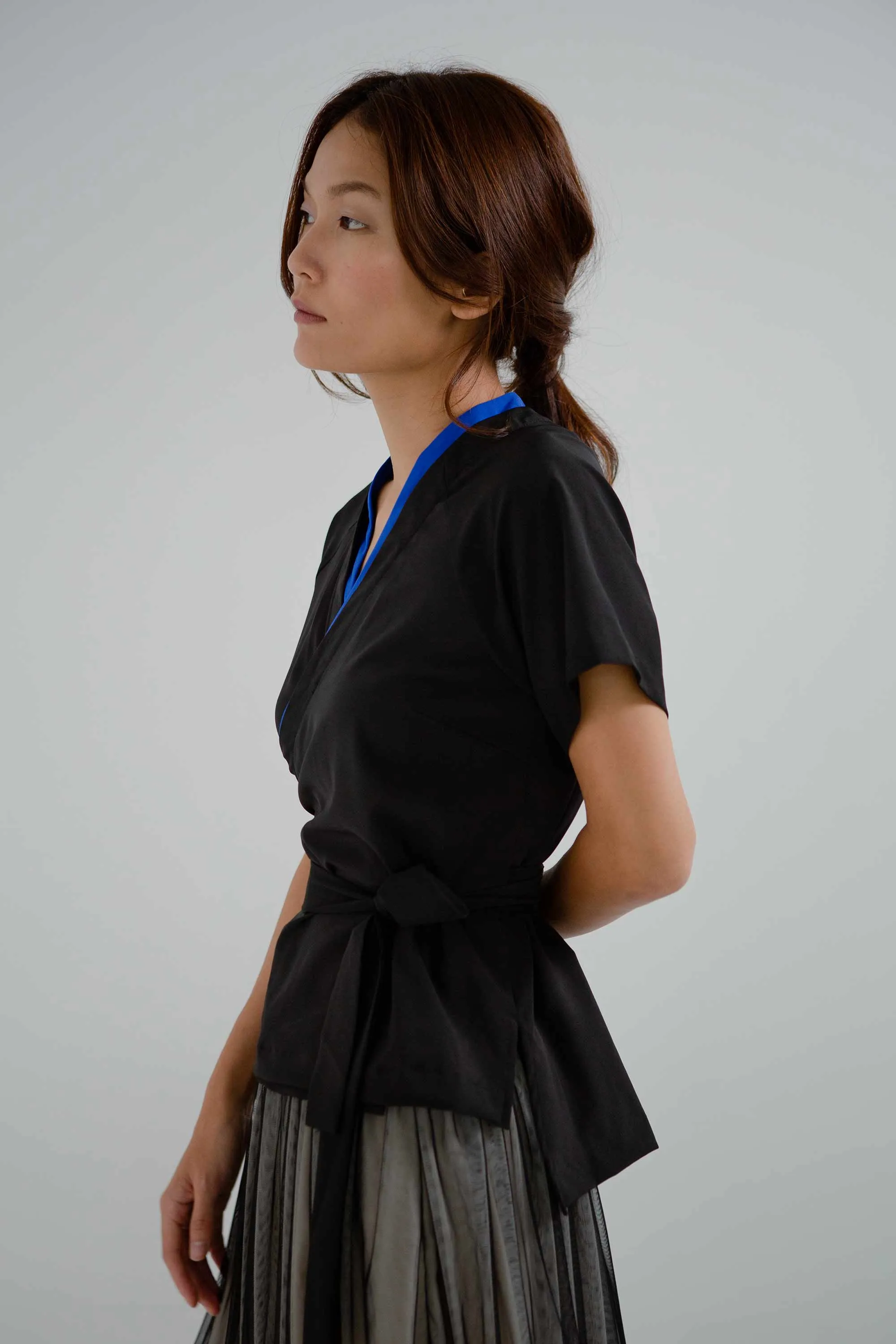 Short Sleeve Kimono Wrap Top (Black)