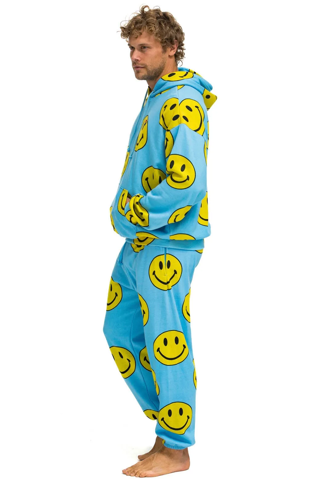 SMILEY REPEAT MENS SWEATPANTS - SKY