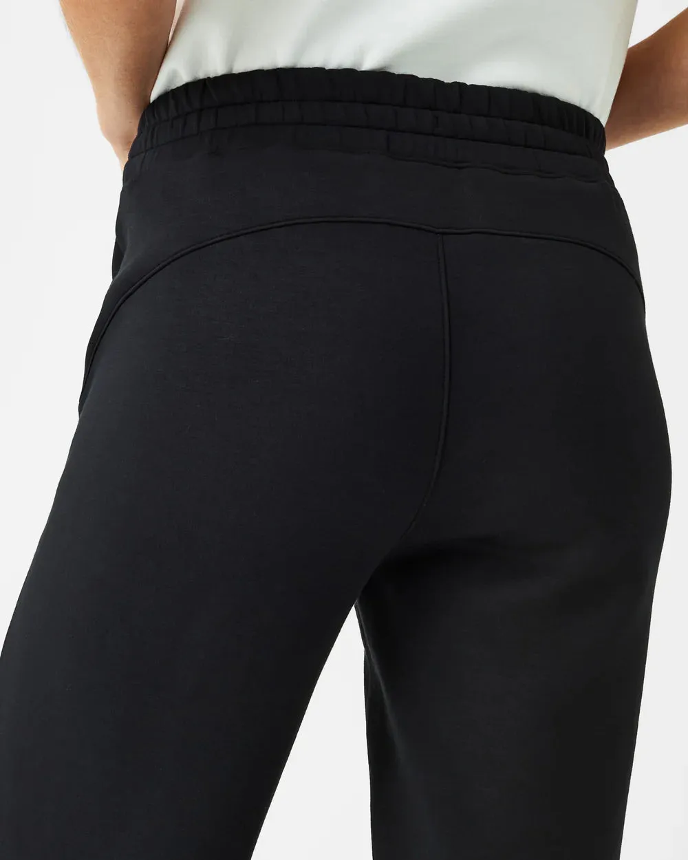 Spanx, AirEssentials Tapered Pant