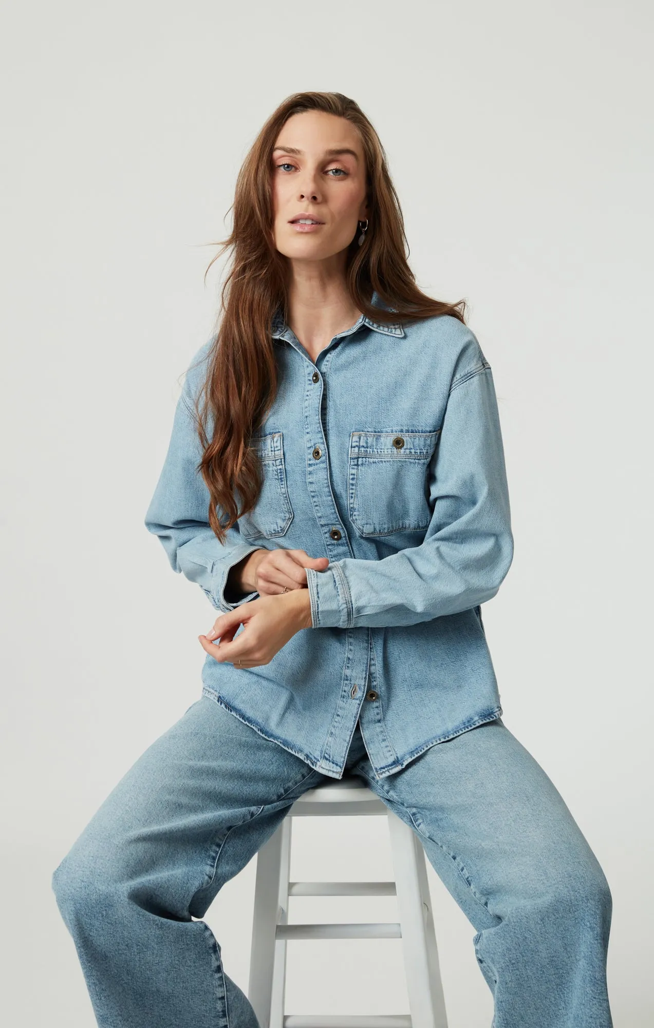 SUSAN DENIM SHIRT IN LIGHT USED DENIM