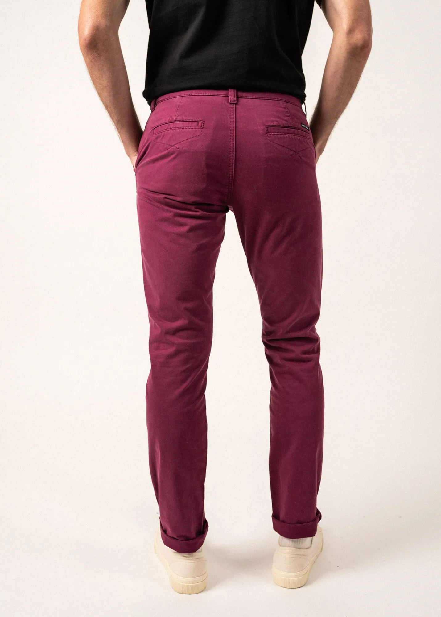 Voile Hiver chino pants - in stretch cotton twill (PRUNE)